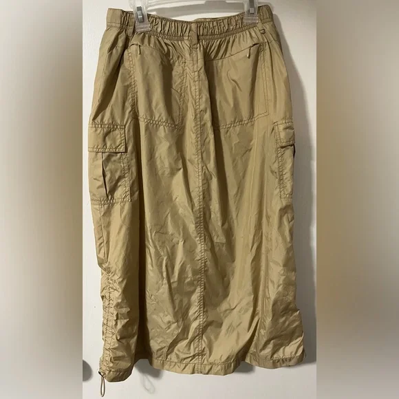 O&N Cargo Skirt - Picture 2 of 8